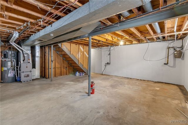 96 Green Terrace, Cheektowaga, NY 14043