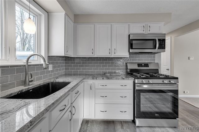 96 Green Terrace, Cheektowaga, NY 14043