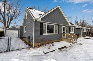 96 Green Terrace, Cheektowaga, NY 14043