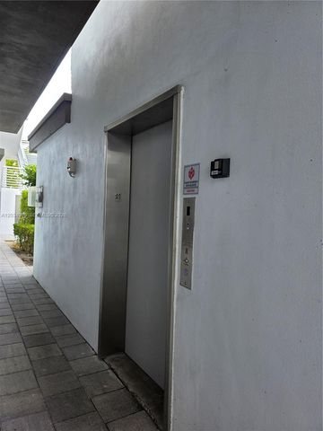 10222 NW 64th Way 302, Doral, FL 33178