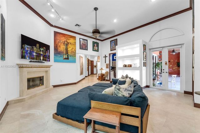 11825 S Mitchell Manor Circle, Pinecrest, FL 33156