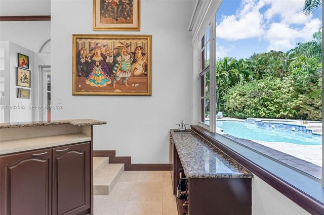 11825 S Mitchell Manor Circle, Pinecrest, FL 33156