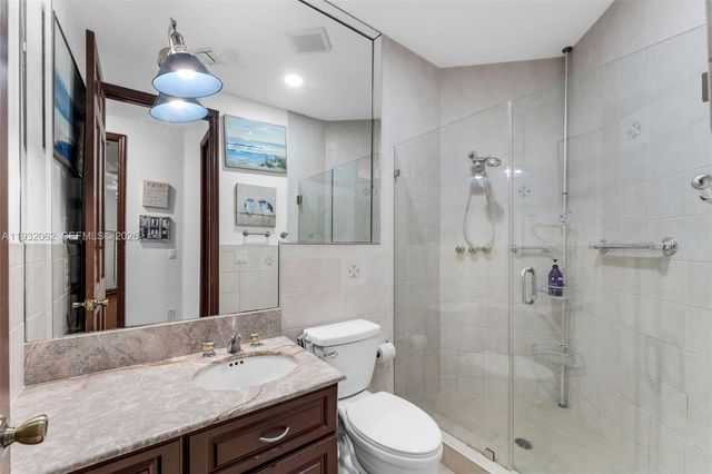 11825 S Mitchell Manor Circle, Pinecrest, FL 33156