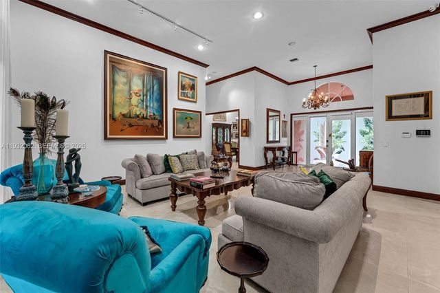 11825 S Mitchell Manor Circle, Pinecrest, FL 33156