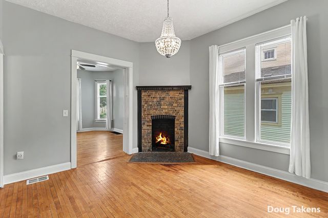 735 Paris Avenue SE, Grand Rapids, MI 49503