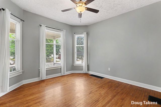 735 Paris Avenue SE, Grand Rapids, MI 49503