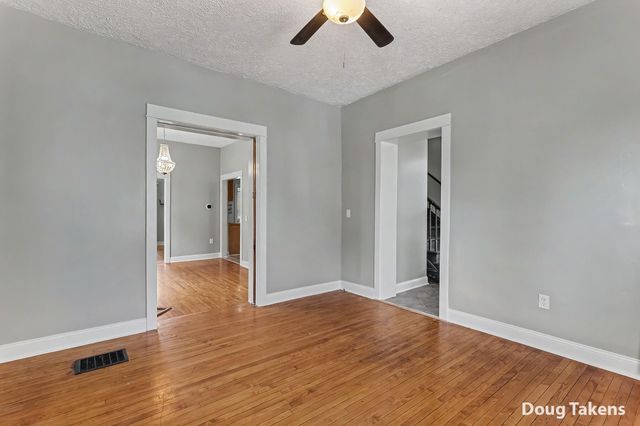735 Paris Avenue SE, Grand Rapids, MI 49503