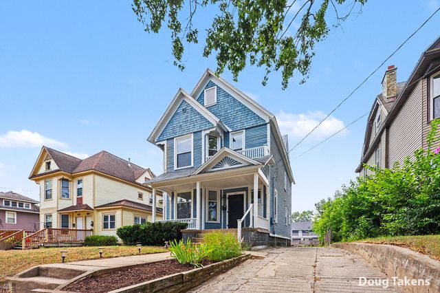 735 Paris Avenue SE, Grand Rapids, MI 49503