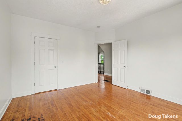 735 Paris Avenue SE, Grand Rapids, MI 49503