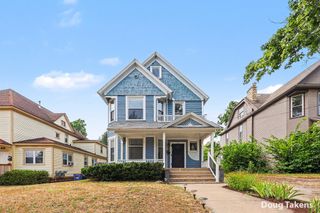 735 Paris Avenue SE, Grand Rapids, MI 49503