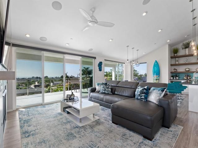 1044 Arcadia Rd, Encinitas, CA 92024