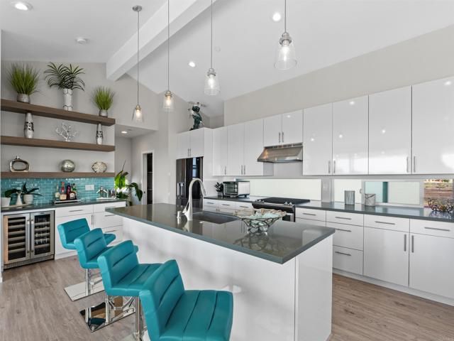 1044 Arcadia Rd, Encinitas, CA 92024