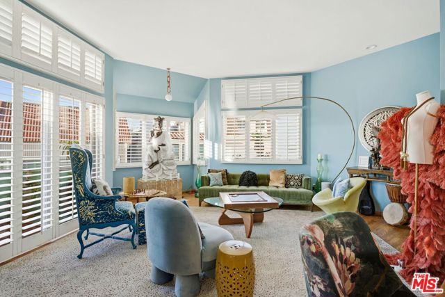 208 43rd Street, Manhattan Beach, CA 90266