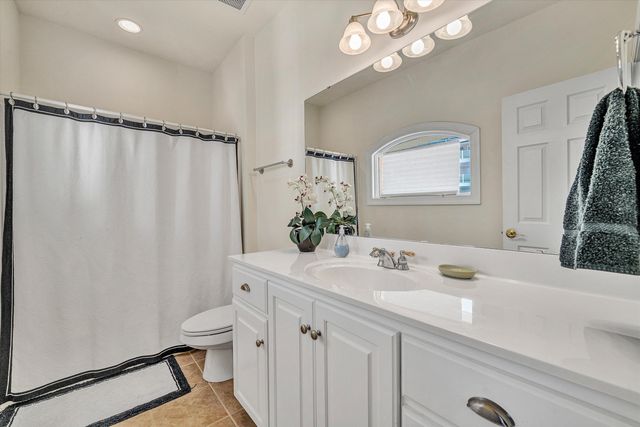 1090 La Casa CT, Moneta, VA 24121