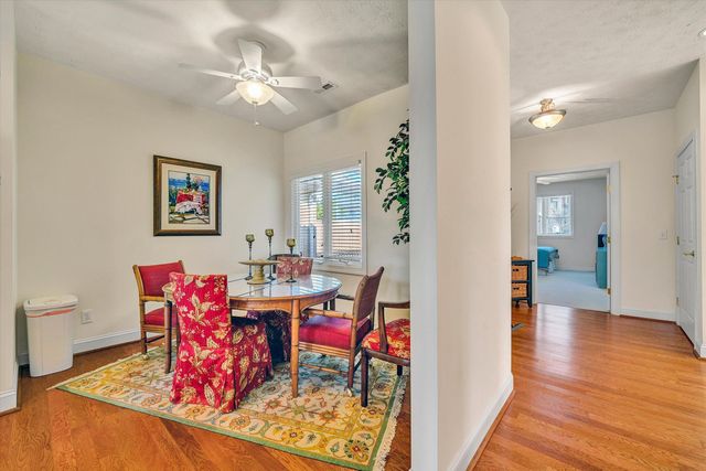 1090 La Casa CT, Moneta, VA 24121