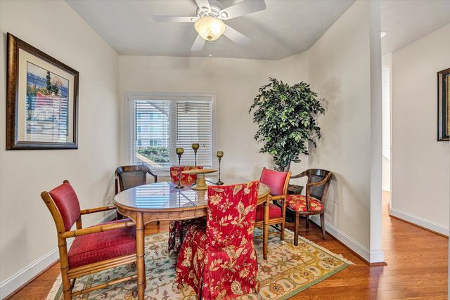 1090 La Casa CT, Moneta, VA 24121