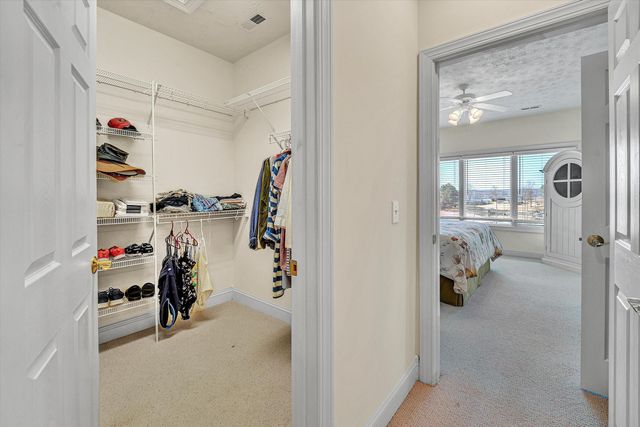 1090 La Casa CT, Moneta, VA 24121