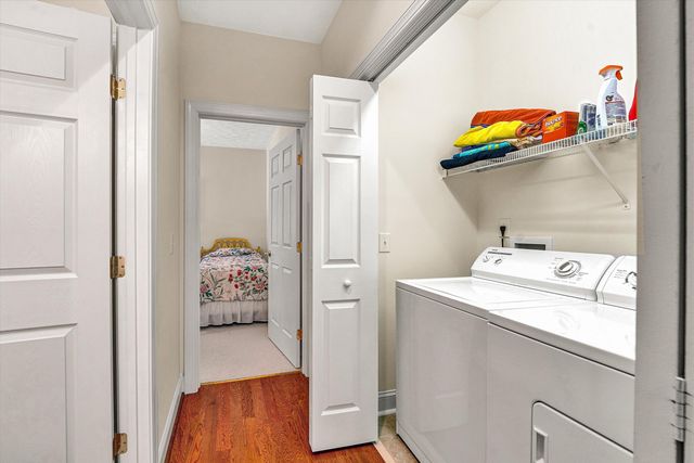 1090 La Casa CT, Moneta, VA 24121