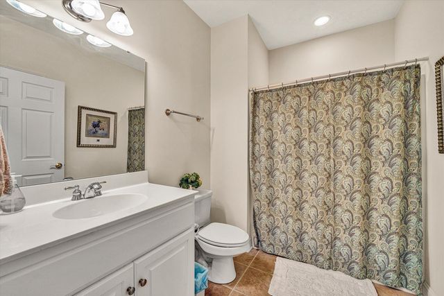 1090 La Casa CT, Moneta, VA 24121