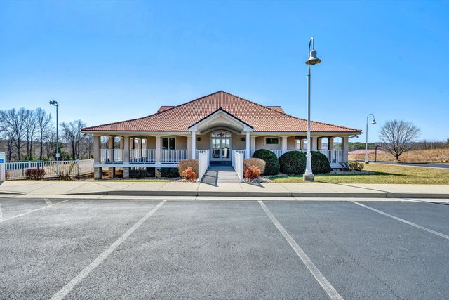 1090 La Casa CT, Moneta, VA 24121