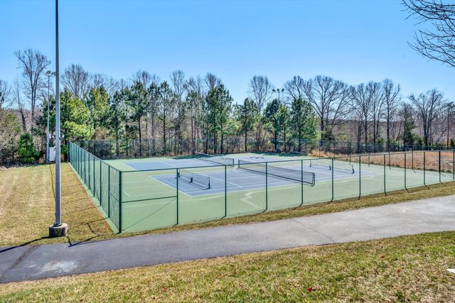 1090 La Casa CT, Moneta, VA 24121