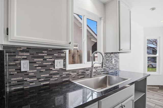 2304 Gladwyne Ct, Modesto, CA 95358