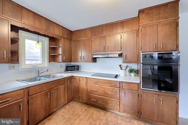 306 N 5TH ST, Denver, PA 17517