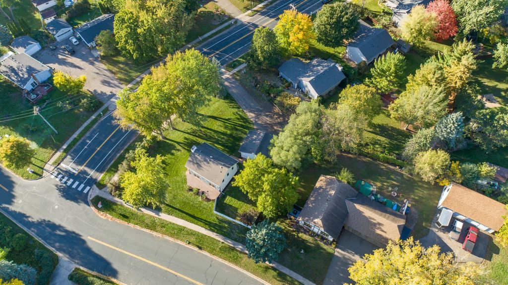 800 Crystal Lake Road E, Burnsville, MN 55306 — photo 5