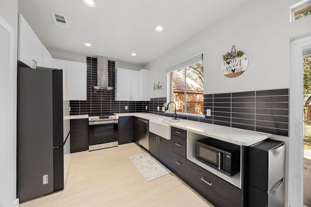 514 Oakwood BLVD, Round Rock, TX 78681