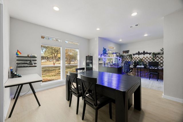 514 Oakwood BLVD, Round Rock, TX 78681