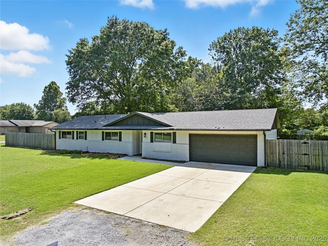 12944 S 124th East Avenue, Broken Arrow, OK 74011