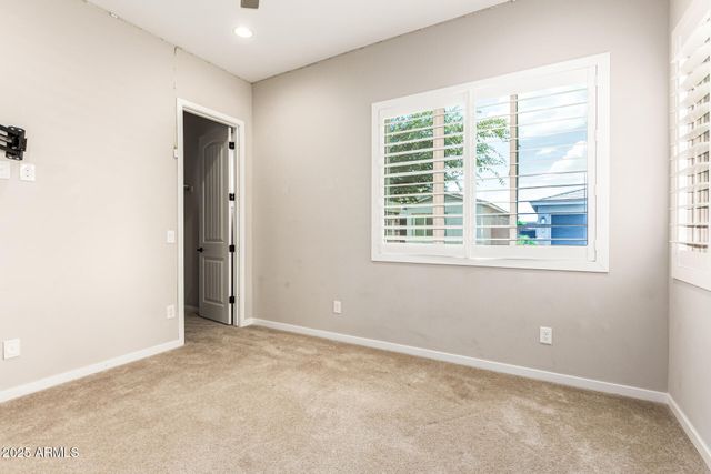 2831 E LOS GATOS Drive, Phoenix, AZ 85050