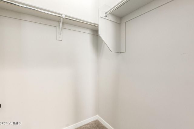 2831 E LOS GATOS Drive, Phoenix, AZ 85050