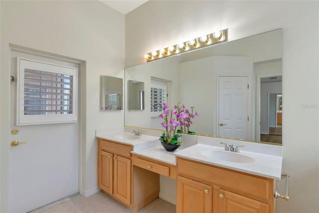 5133 FLAGSTONE DRIVE, Sarasota, FL 34238