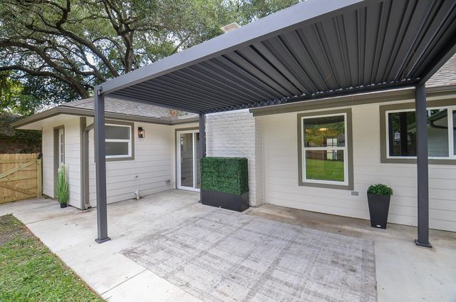 12511 Nova Drive, Houston, TX 77077