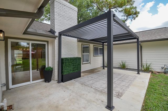 12511 Nova Drive, Houston, TX 77077