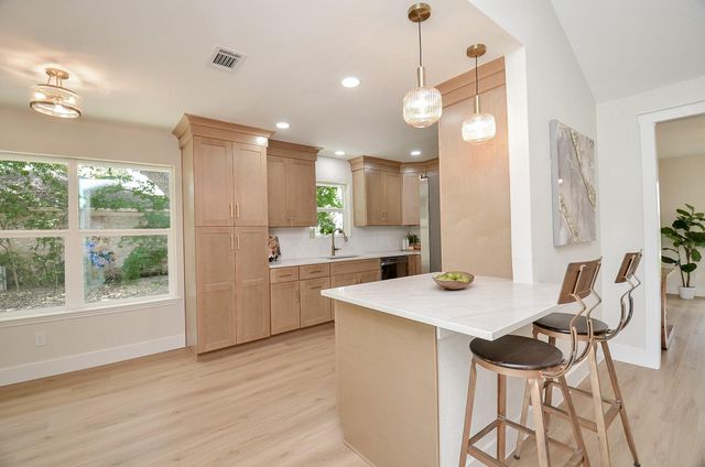 12511 Nova Drive, Houston, TX 77077