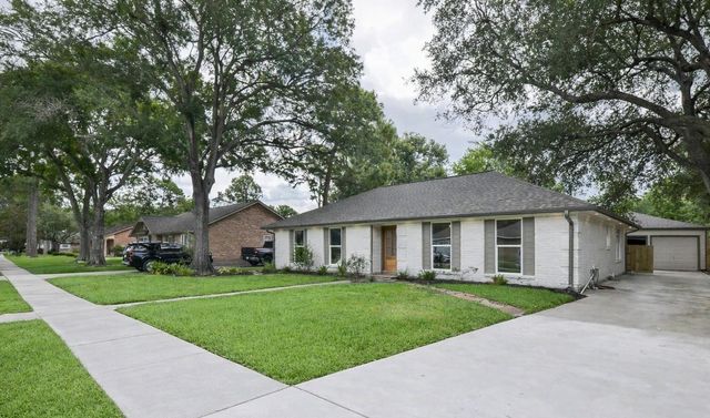 12511 Nova Drive, Houston, TX 77077