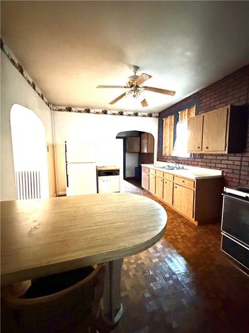 1028 Main St, Republic, PA 15475