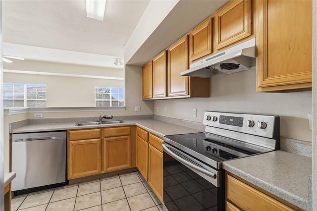 1025 VILLAGIO CIRCLE 204, Sarasota, FL 34237