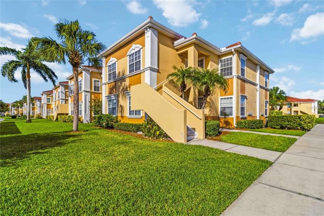 1025 VILLAGIO CIRCLE 204, Sarasota, FL 34237