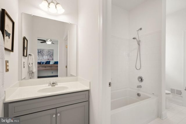25707 HOUSE MARTIN LN, Aldie, VA 20105