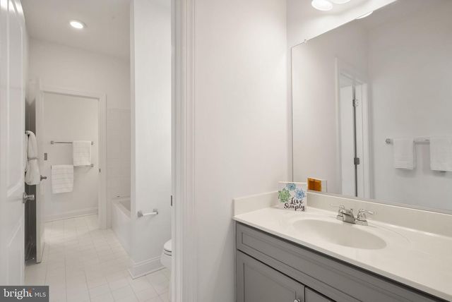25707 HOUSE MARTIN LN, Aldie, VA 20105