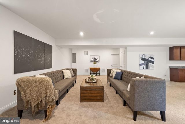 25707 HOUSE MARTIN LN, Aldie, VA 20105