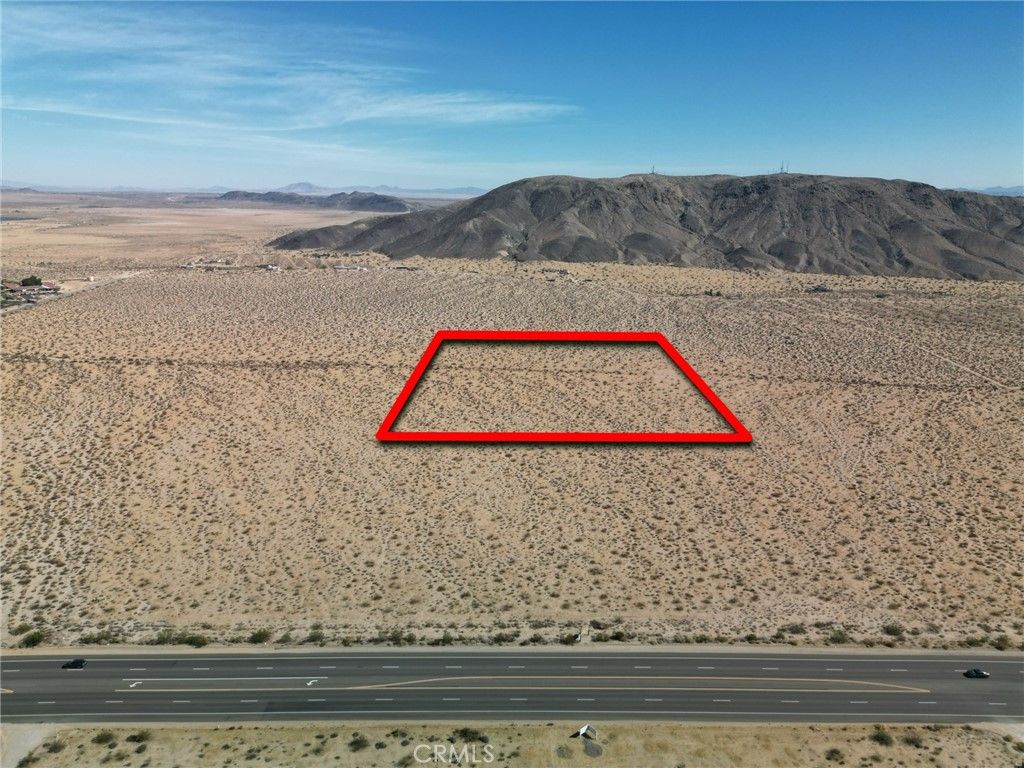 Image 2 of property listing at 0 Rotary, Joshua Tree, CA 92252