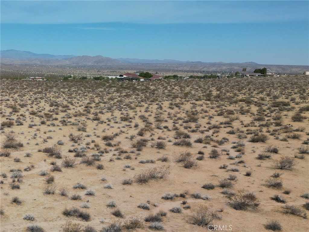 Image 3 of property listing at 0 Rotary, Joshua Tree, CA 92252