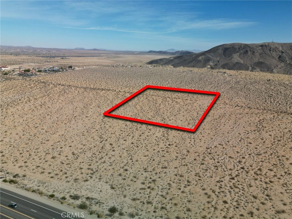 Image 4 of property listing at 0 Rotary, Joshua Tree, CA 92252