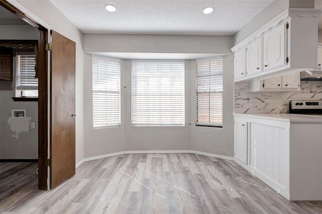 10109 Kay Ridge, Yukon, OK 73099