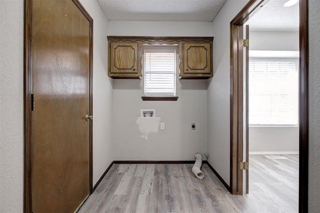 10109 Kay Ridge, Yukon, OK 73099