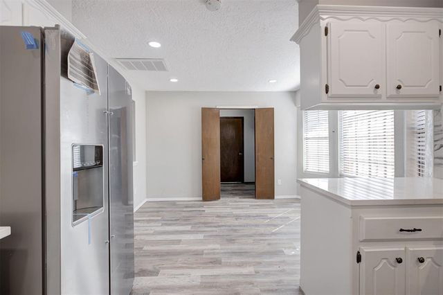 10109 Kay Ridge, Yukon, OK 73099